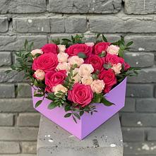 Цветочная композиция из Розы в коробке в Рыбаки