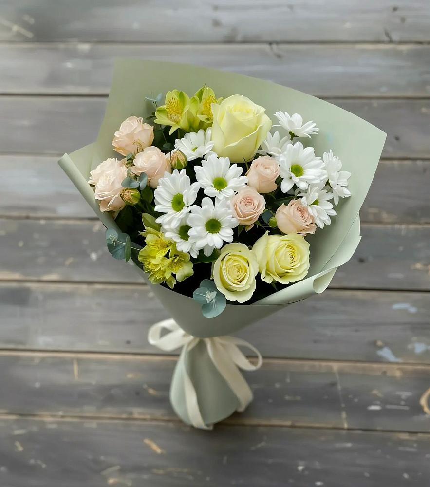 Букет цветов из: Альстромерии, Розы и Хризантемы в Рыбаки
