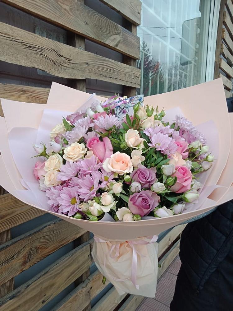 Букет цветов из: Розы и Хризантемы в Рыбаки