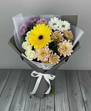 Букет цветов из:  Розы, Герберы и Хризантемы в Рыбаки