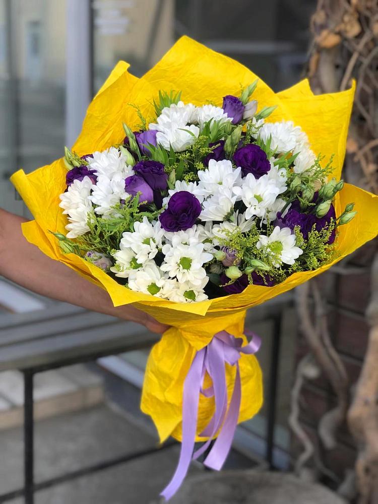 Букет цветов из: Ирисы, Хризантемы и Ромашки в Рыбаки