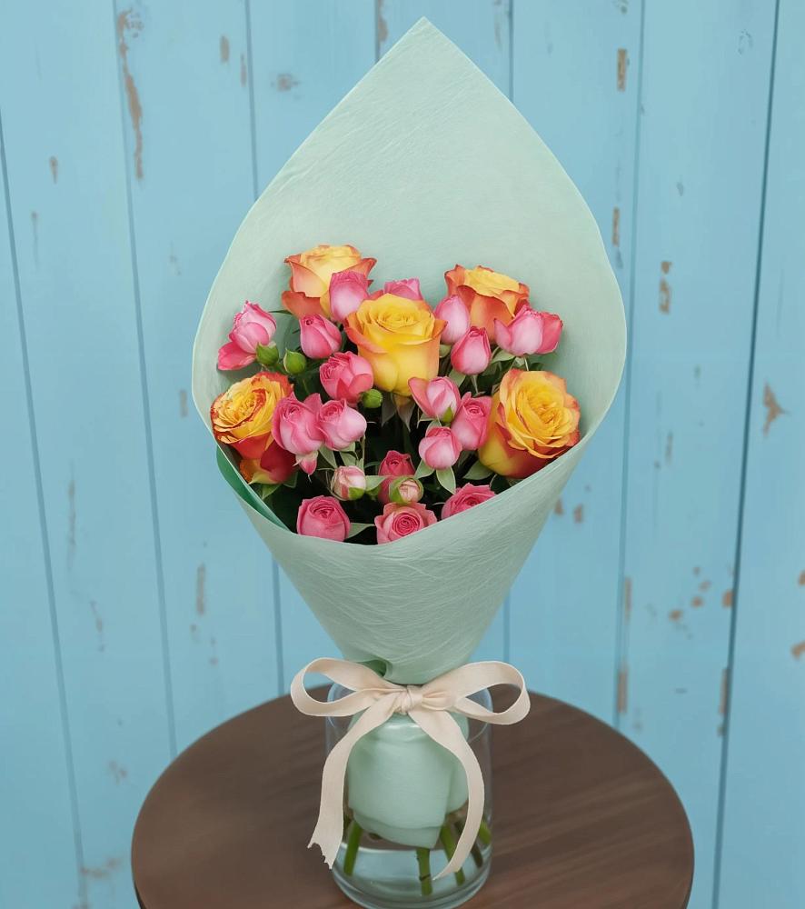 Букет цветов из: Розы в Рыбаки