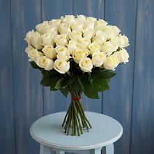 Букет 51 Белая роза Эдлесс Лав в Рыбаки