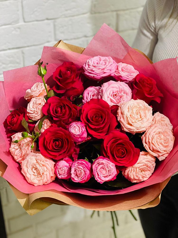 Букет цветов из: Розы в Рыбаки