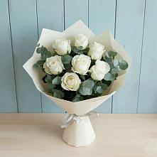 Букет Белые розы в Эвкалипте в Рыбаки