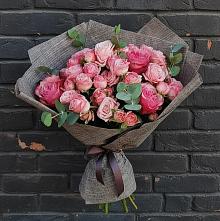 Букет цветов из:  Розы в Рыбаки